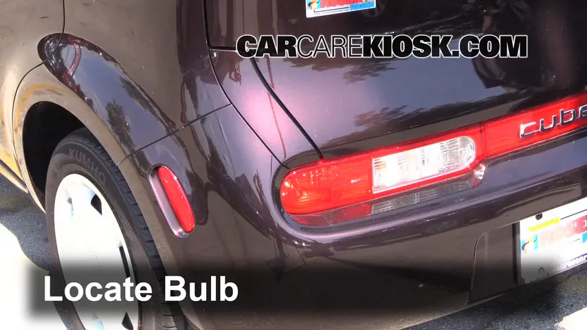 2011 Nissan Cube S 1.8L 4 Cyl. Lights Turn Signal - Rear (replace bulb)